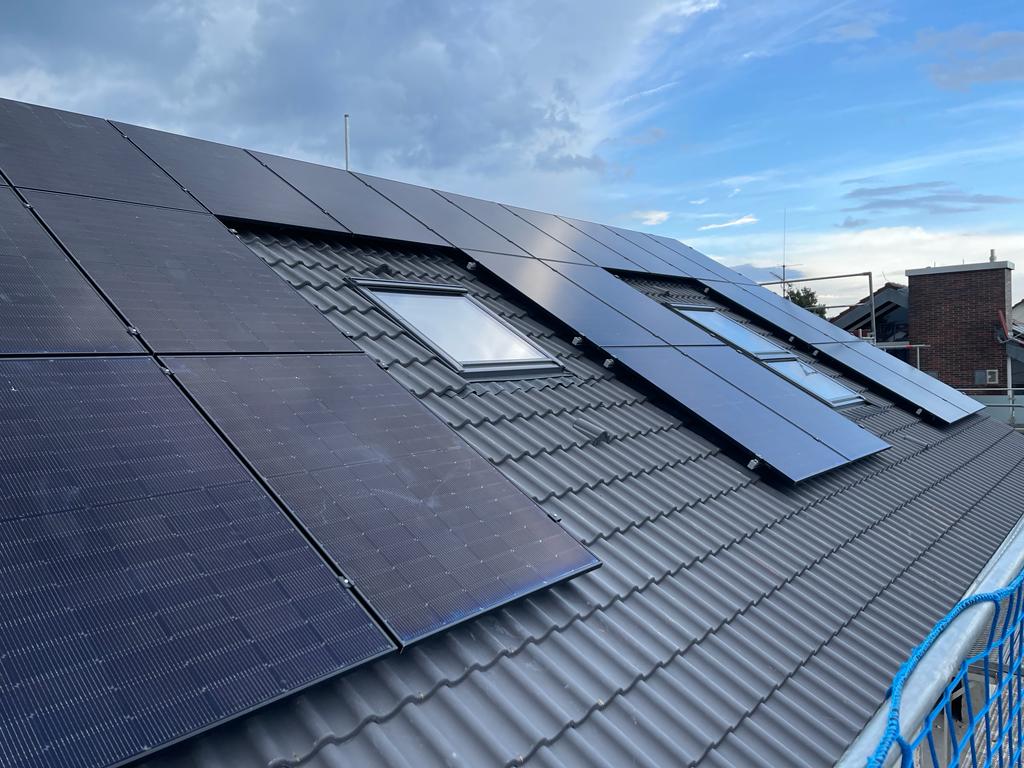 Brookswalkers arbeitet als Enpal Partner an Photovoltaik Projekten